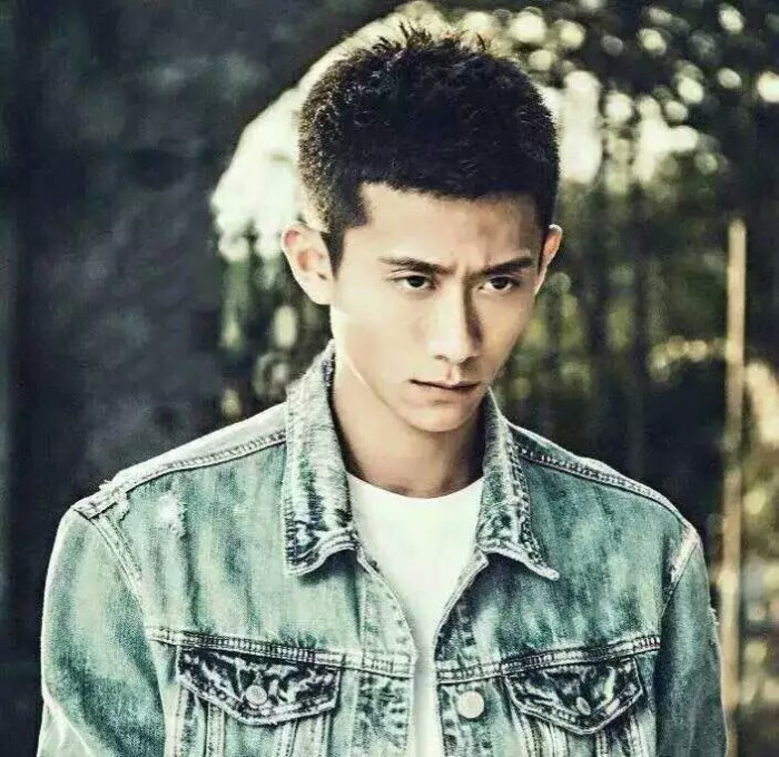 一个痞味十足的男人,张一山.