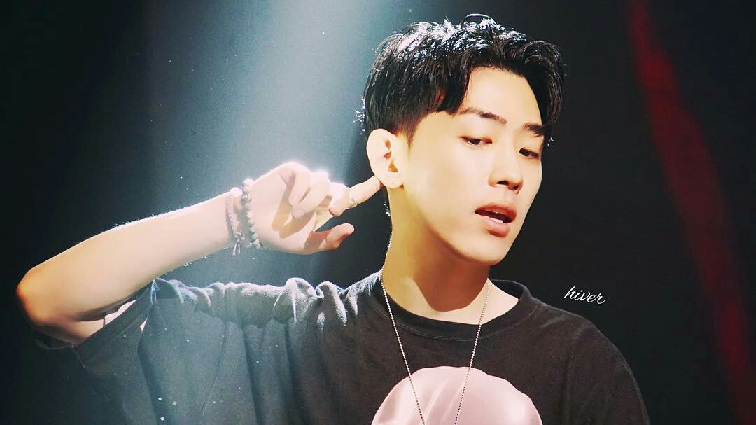aomg 李盛华 gray