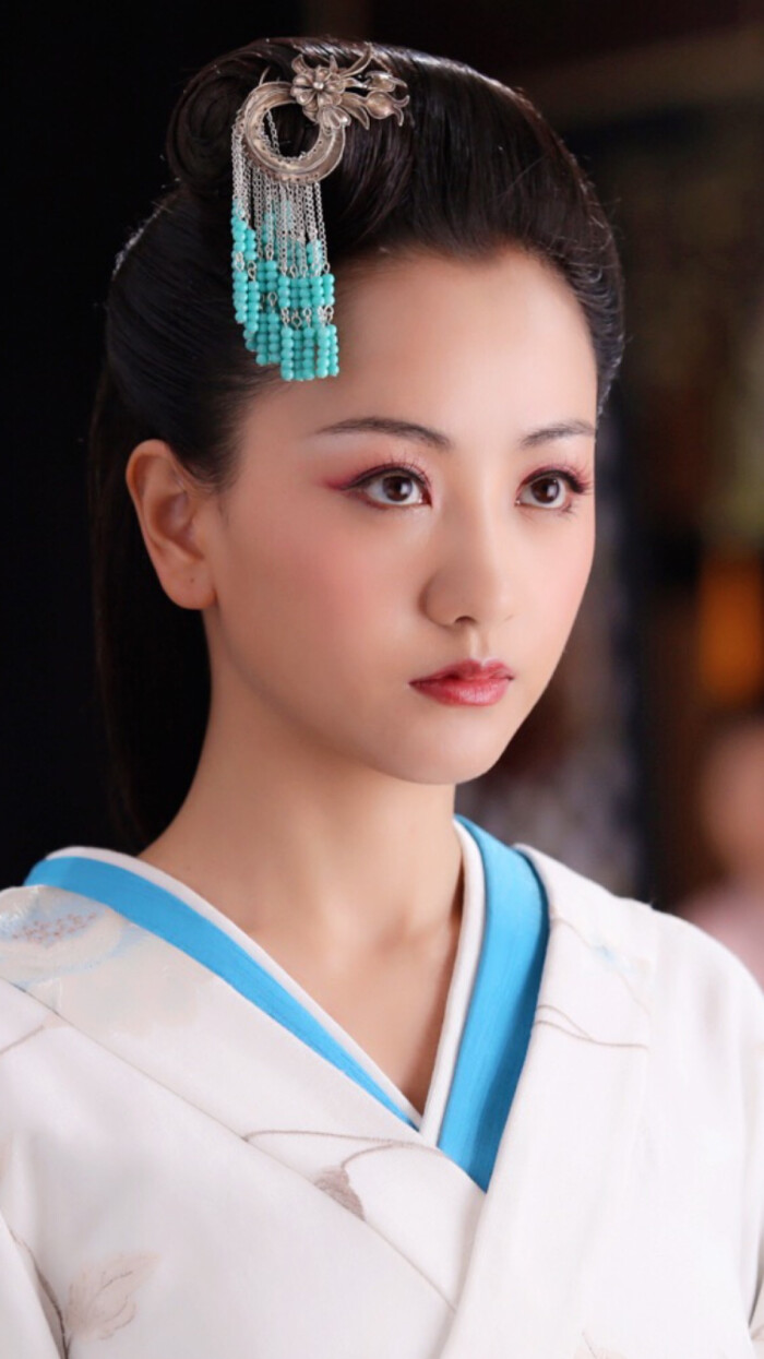 云中歌·杨蓉
