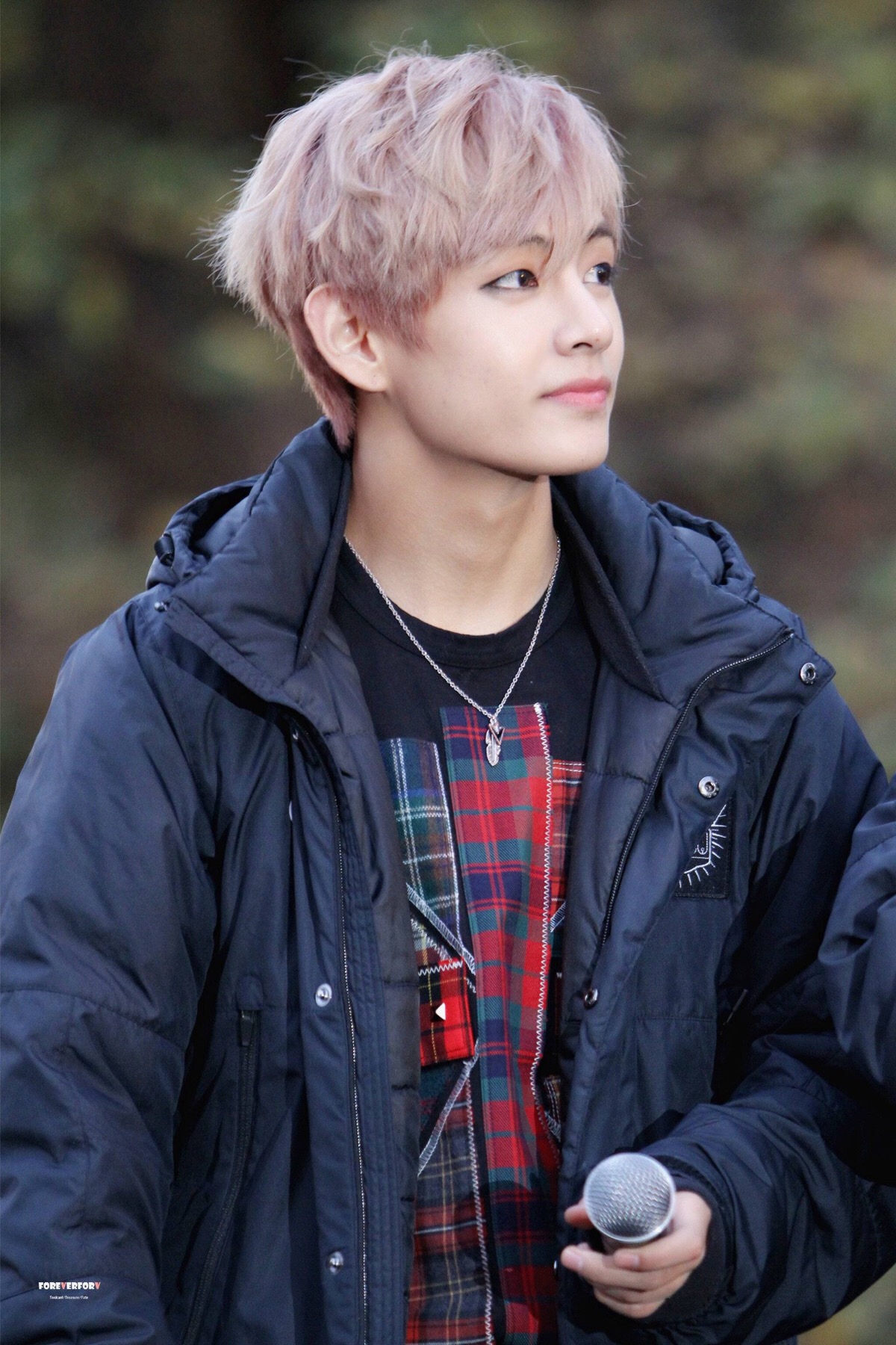 防弹少年团 金泰亨【141109】人气歌谣 fan meeting 饭拍高清 1p cr.