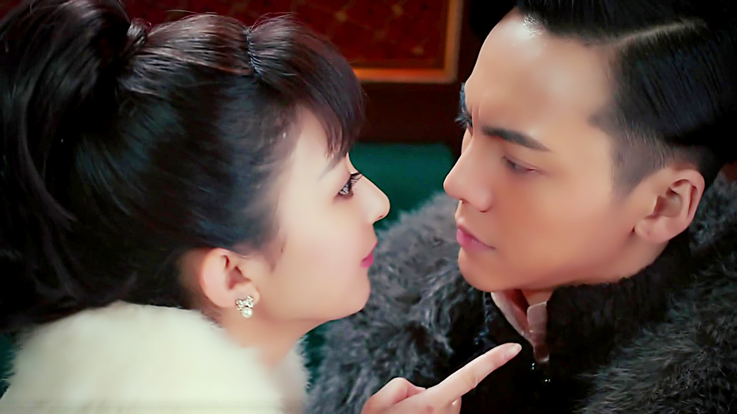 老九门# #尹新月# #张启山