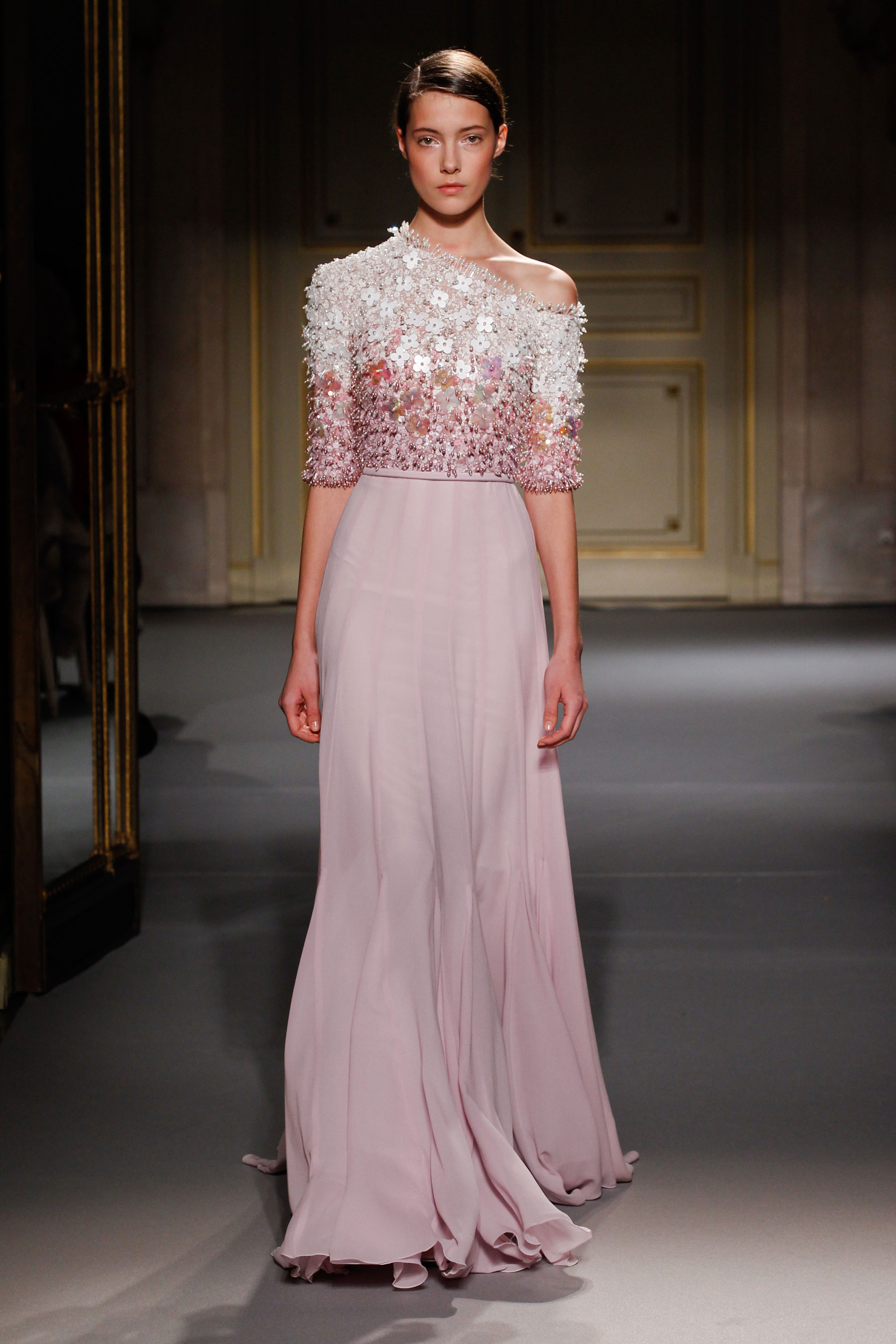 2013春夏巴黎《georges hobeika乔治斯·荷拜卡》高级定制