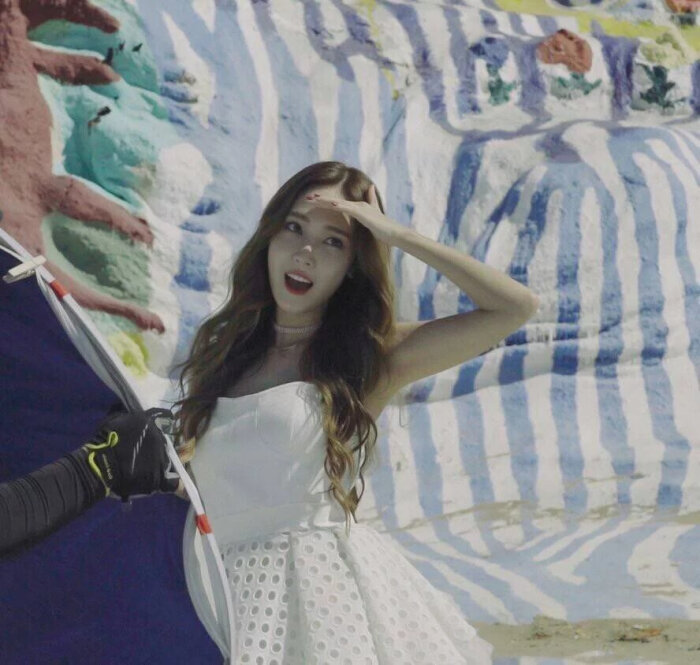 Jessica fly,jessica and 郑秀妍 jessica fly花絮图