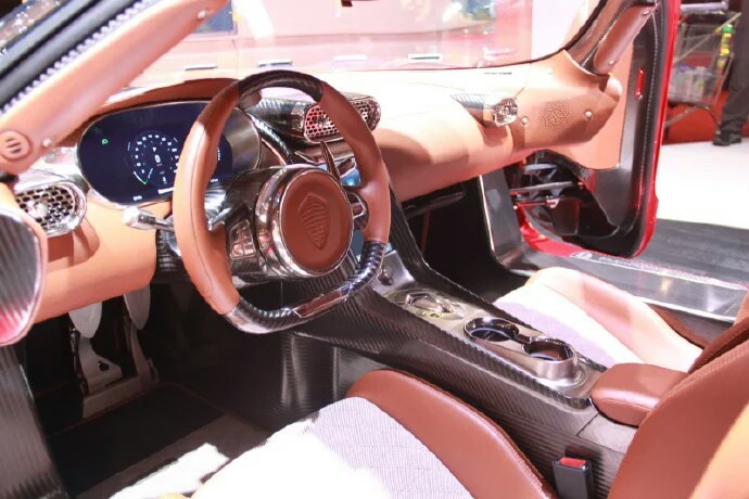 柯尼塞格regera production spec,这大红色太有杀伤力啦!66666!
