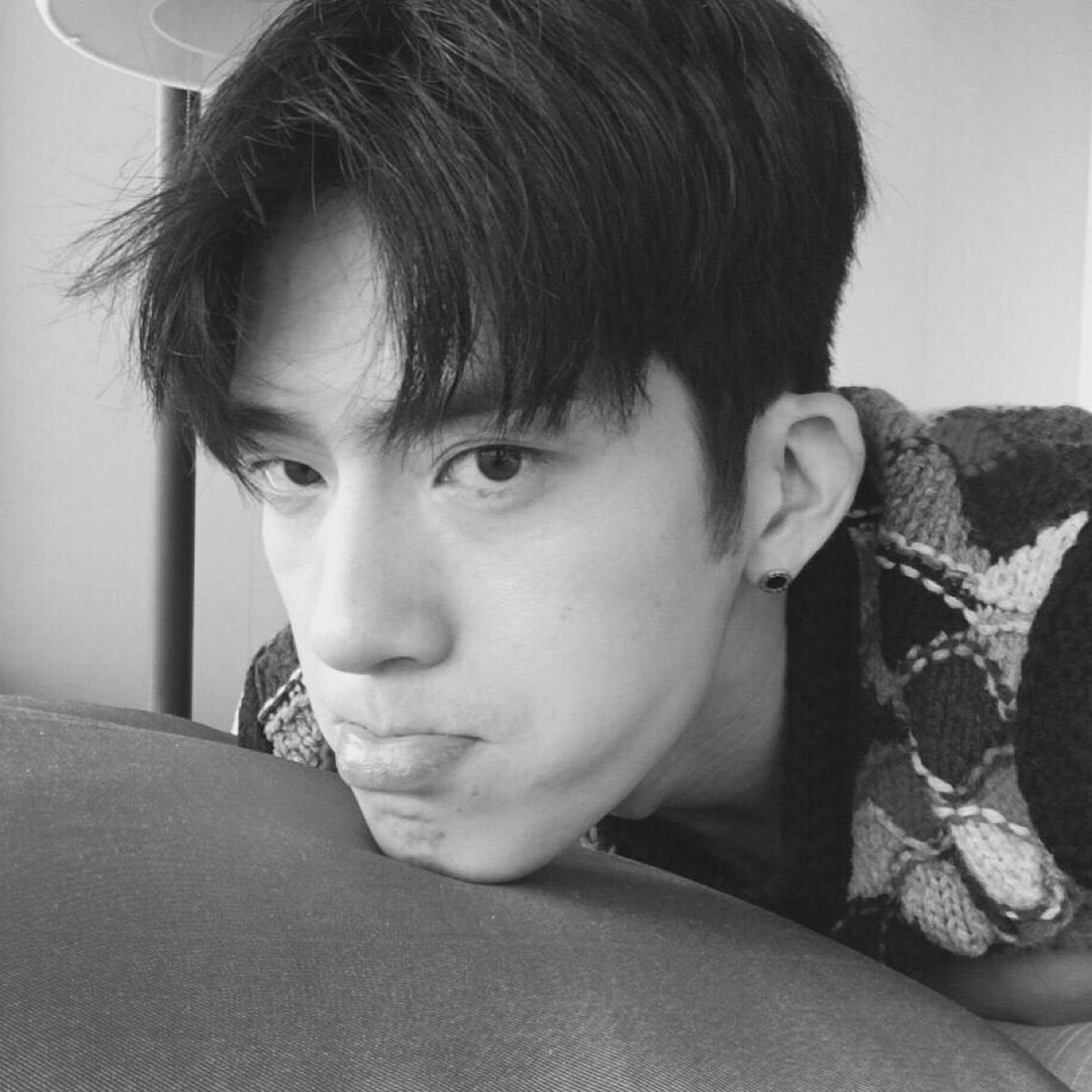 头像 男生 井柏然