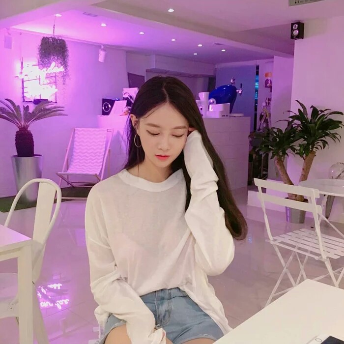 闺蜜头像 欧美女头 韩系女头 白边女头 部分头像 网红女头 潮女头
