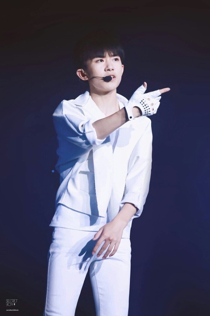tfboys易烊千玺