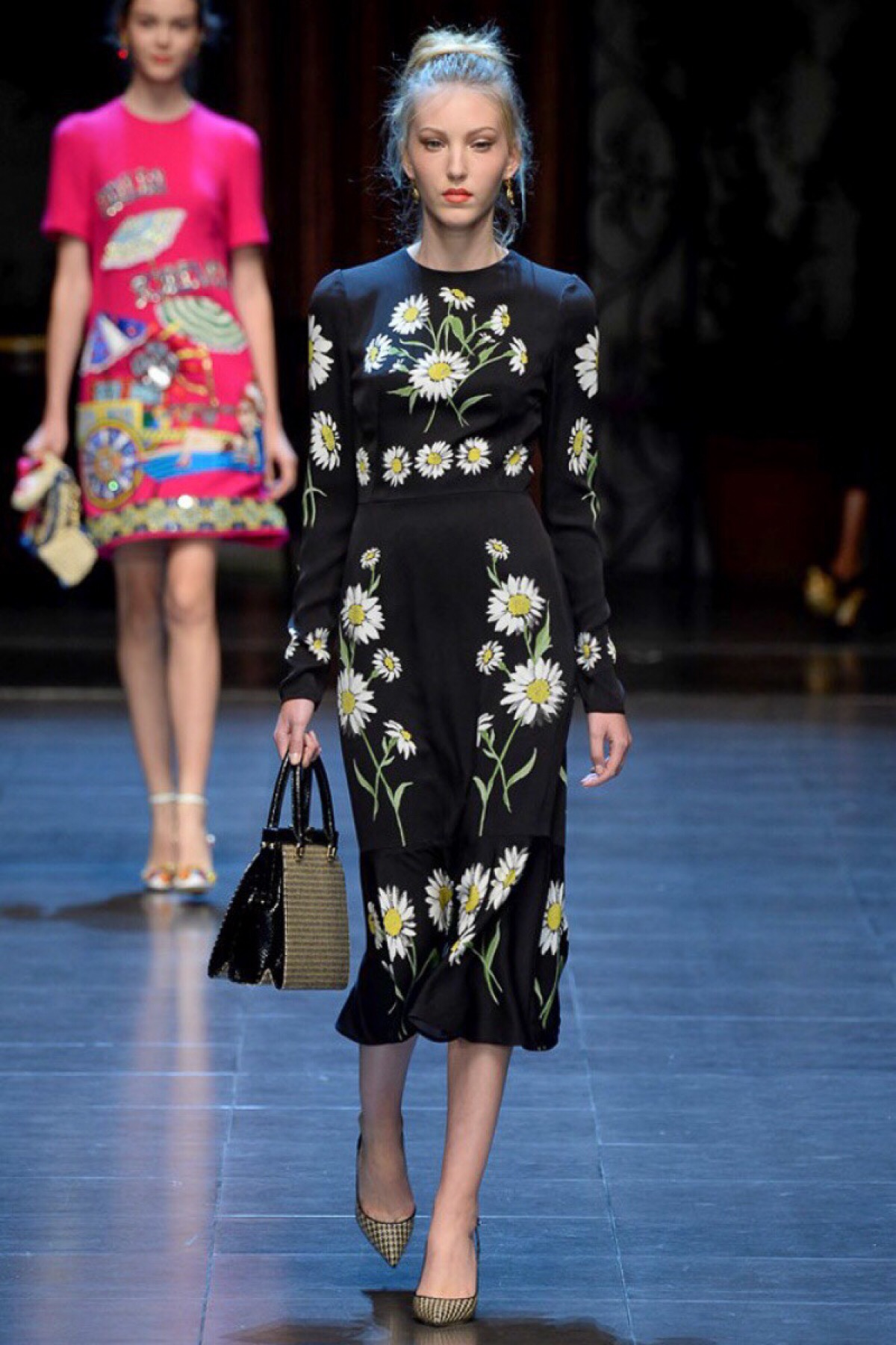 dolcegabbana衣服价格,dolcegabbana鞋子价格 杜嘉班纳 (dolce &gabbana) 2016春夏米兰时装周.