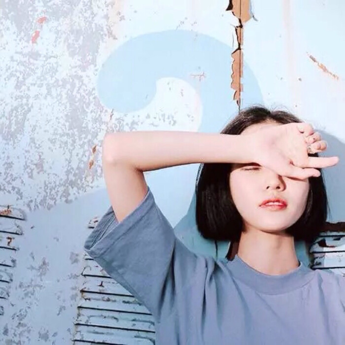 by:猫怕鱼i你的未来我不缺席[女生头像][韩系头像][侧面头像][小清新