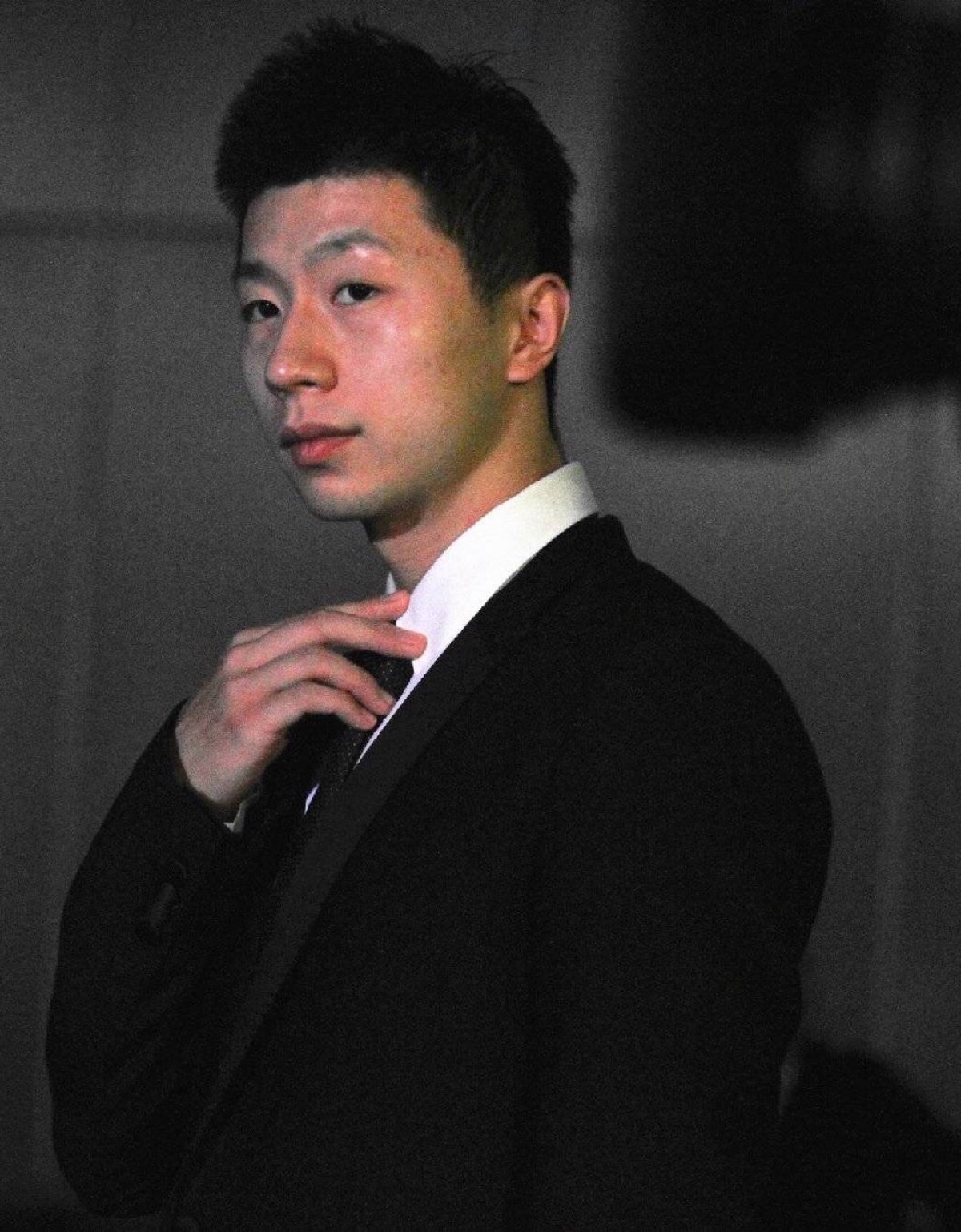 正装马龙