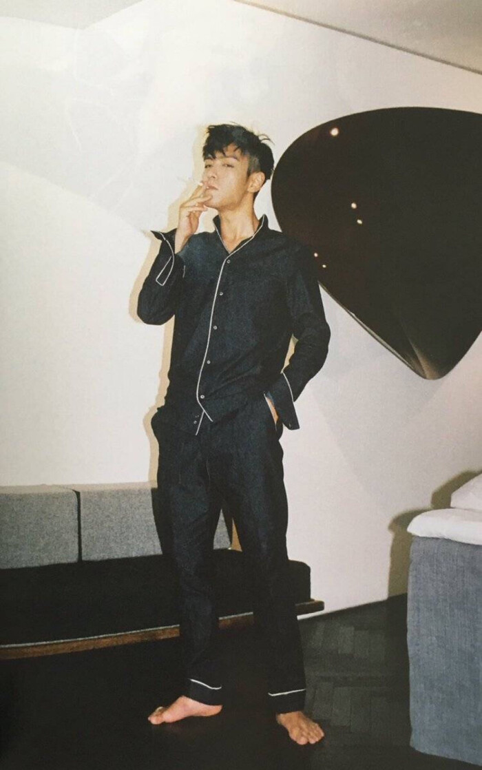 bigbang top 崔胜贤 崔三岁