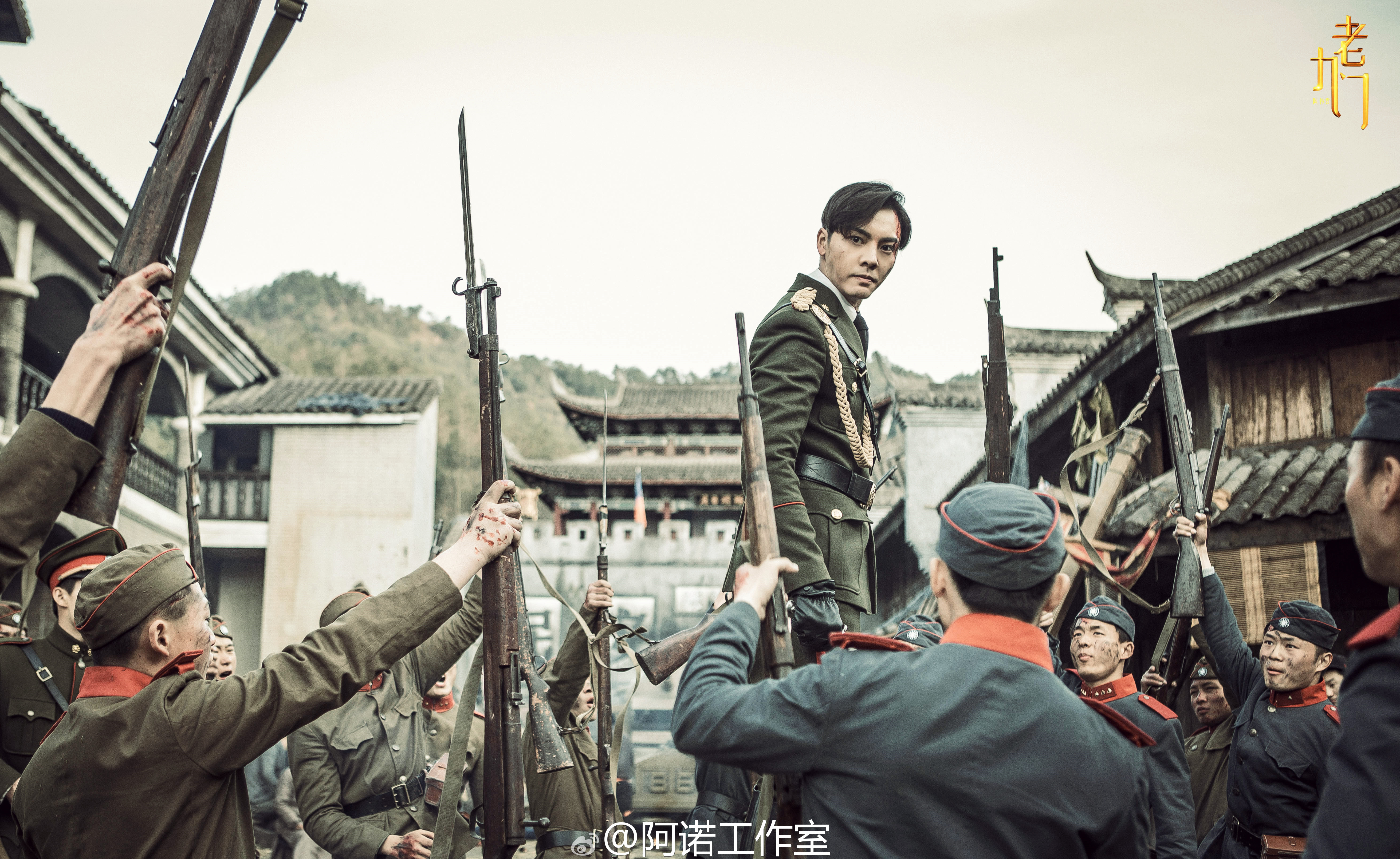 【陈伟霆【cwt【陈等等 160912 老九门张启山张大佛爷 剧照