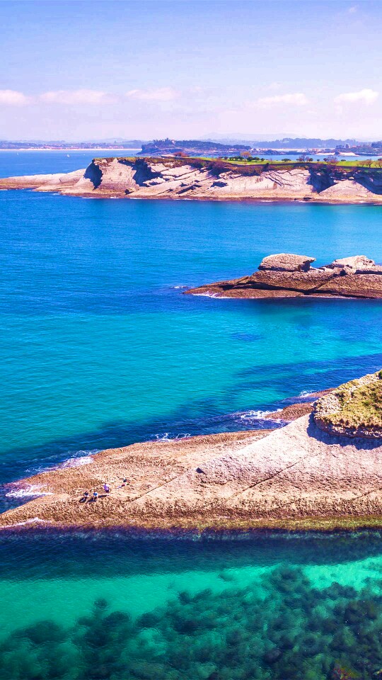 海岸上总有一种旅途,比终点浪漫;白云下总…-堆糖,美好生活研究所