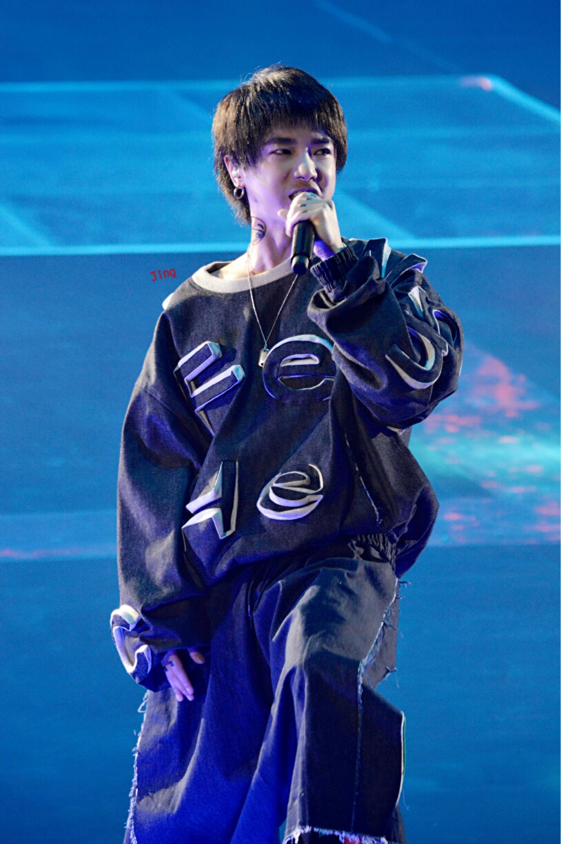 华晨宇 2016火星演唱会 深圳场 高清壁纸