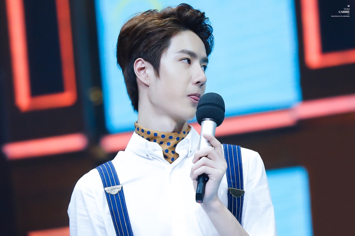 160825 天天向上录制 #uniq王一博# #天天向上王一博