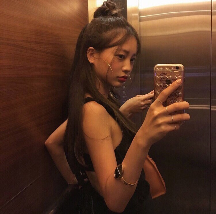浪野女痞女生头像