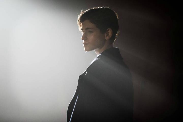 大卫马佐兹 david mazouz