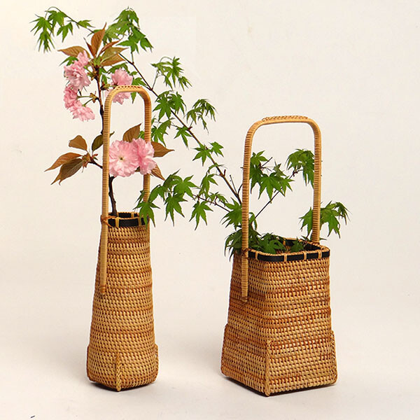 【藤编插花花瓶】采用百分百的竹子纯手工制作,优质的竹藤带来韧性