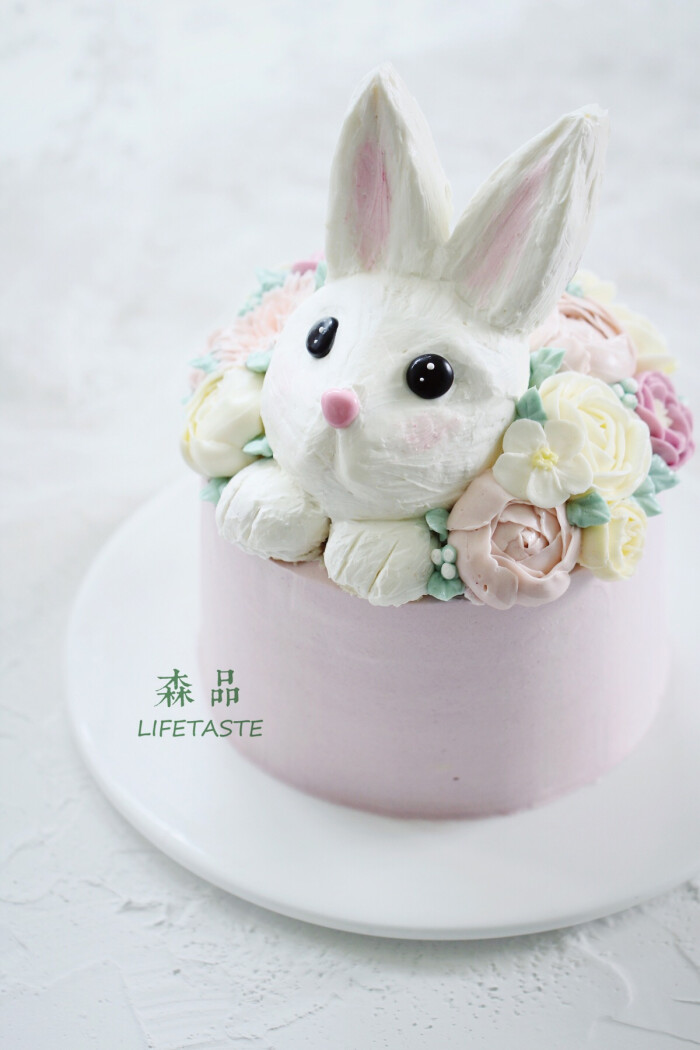 韩式裱花蛋糕,兔子蛋糕