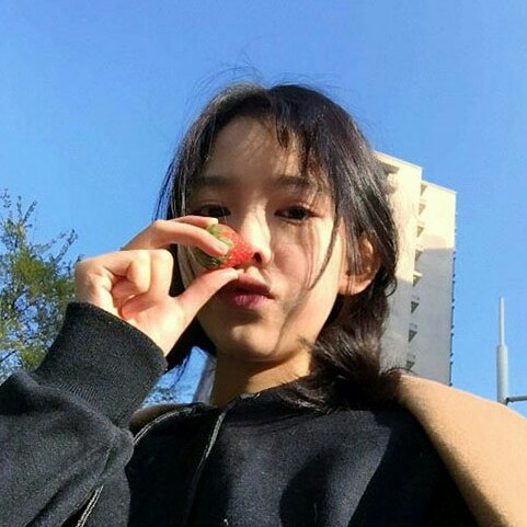 萌萌哒 小可爱 草莓 嘟嘴 女生头像