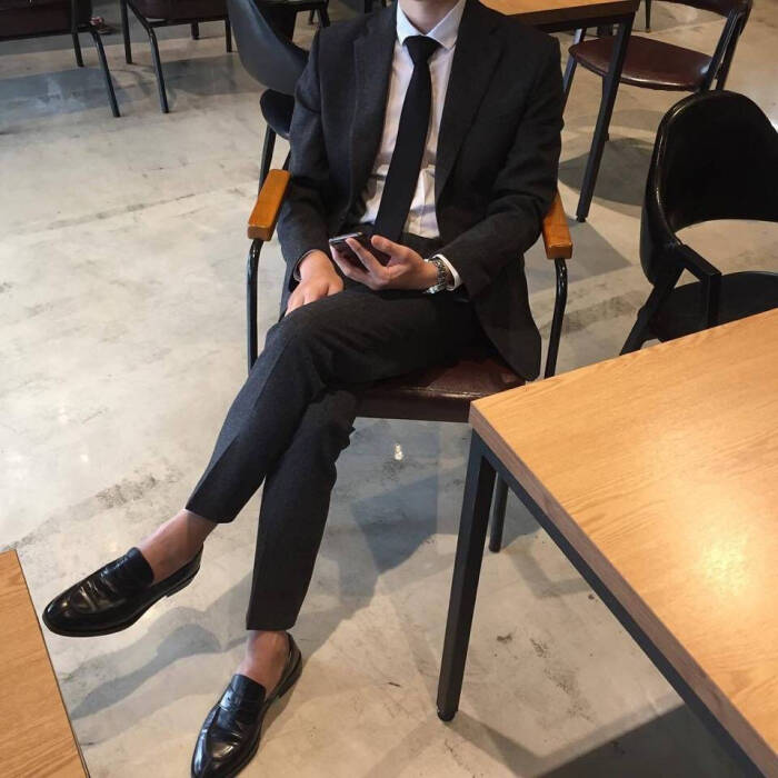 179cm150斤的男生图片,178cm150斤男生图片 179cm搭配look 对穿正装很有魅力的男生毫无抵抗力