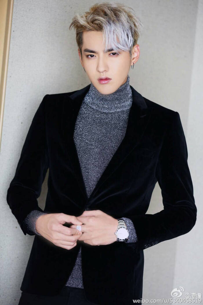 吴亦凡 最佳男主角吴亦凡 kris exo 花美男 偶像 明星 男神 帅哥 小