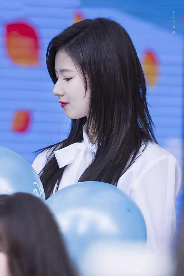 twice组合 凑崎纱夏 sana