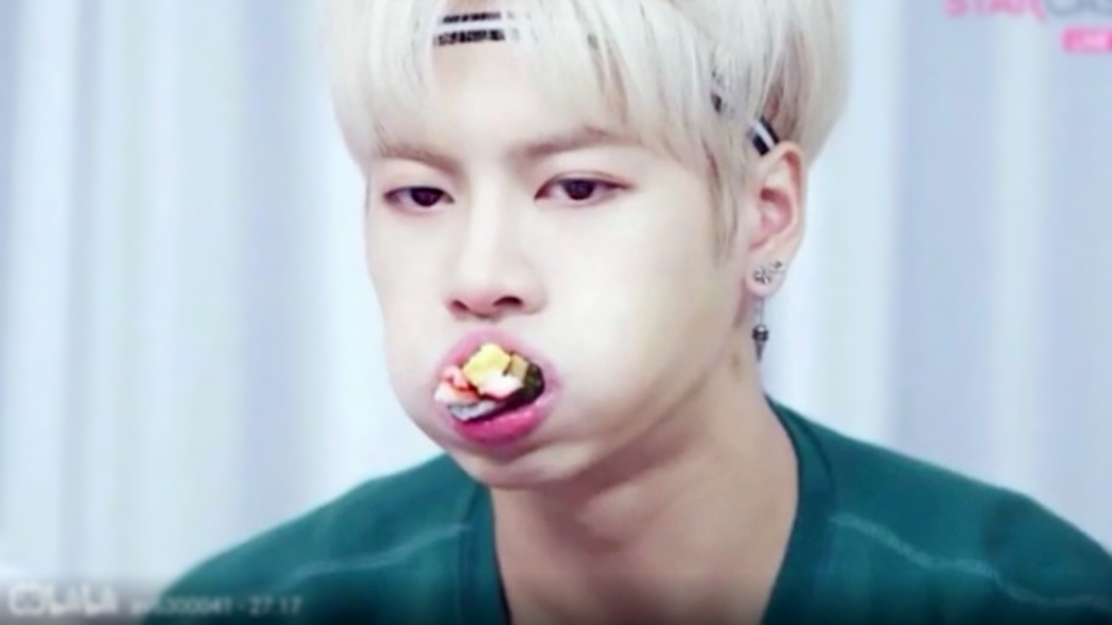 王嘉尔jackson