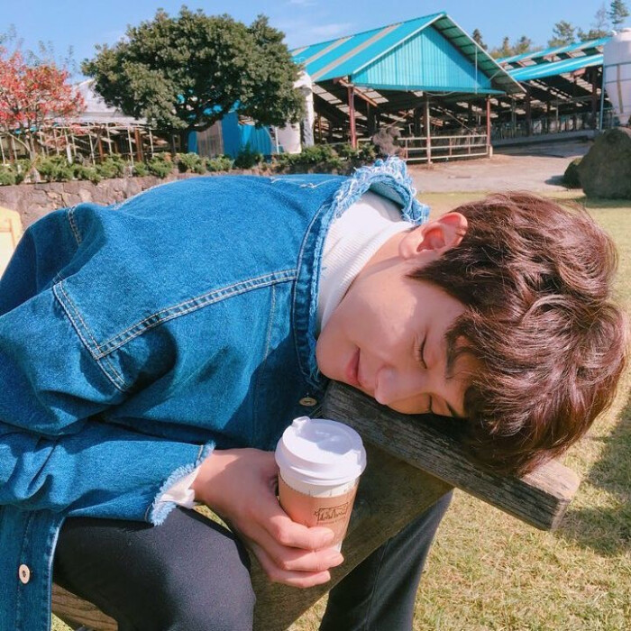 161115ins 冬天的暖暖阳光~想抱住你