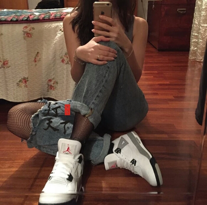 air jordan 4 og aj4白水泥 钩子元年