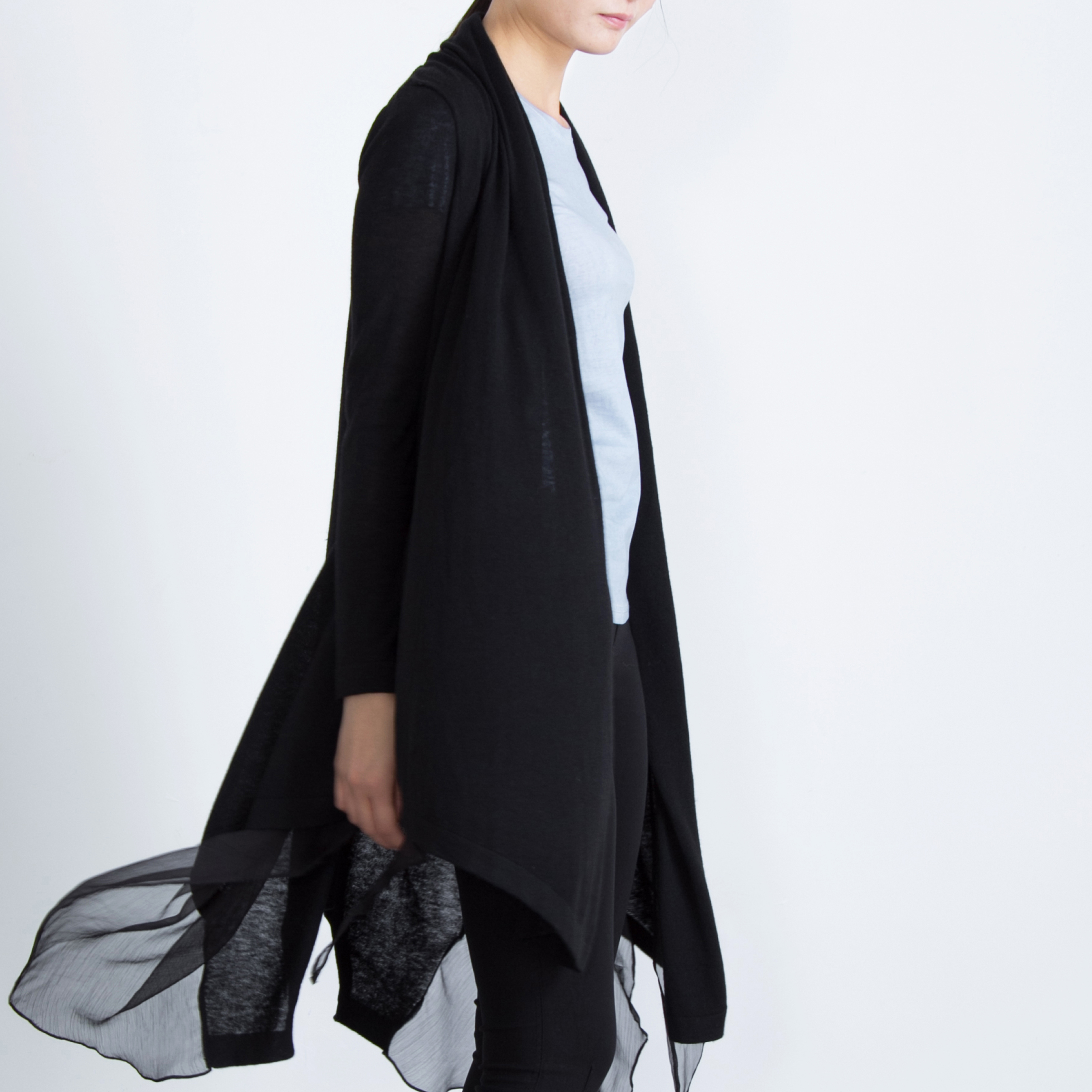 言悦艺秋拼雪纺不规则中长款针织开衫羊毛针织衫女开衫薄外套披肩