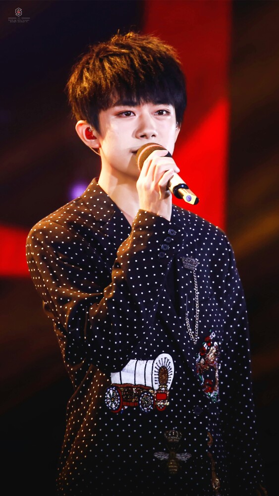 易烊千玺 #tfboys 20161128易烊千玺十六岁生日会 高清 帅
