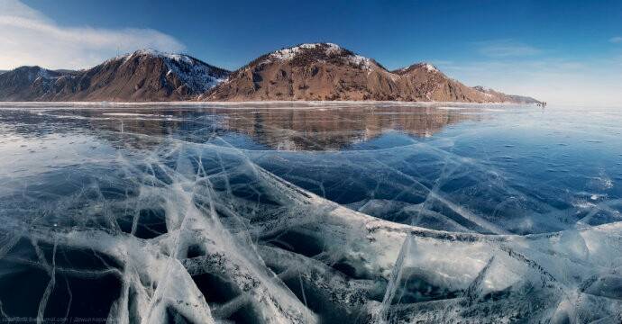 形容冰冻湖面美景图片