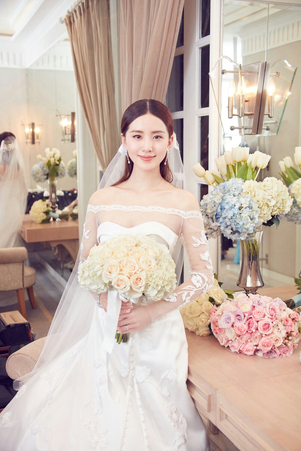 刘诗诗新娘婚纱照图片图片