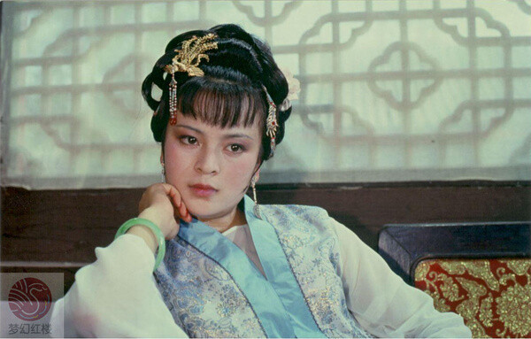 东方闻樱