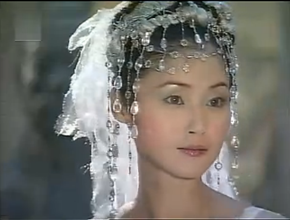 万绮雯 