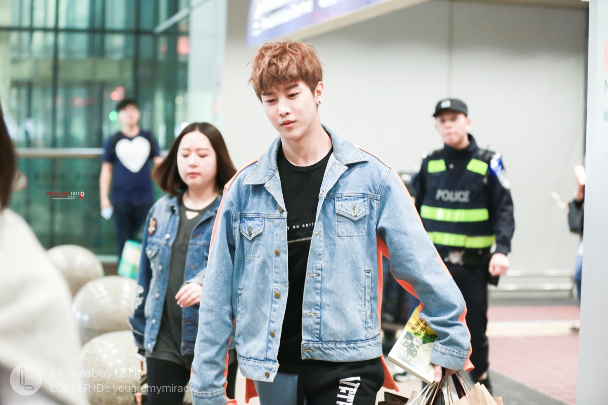 161009 北京到达 #uniq周艺轩