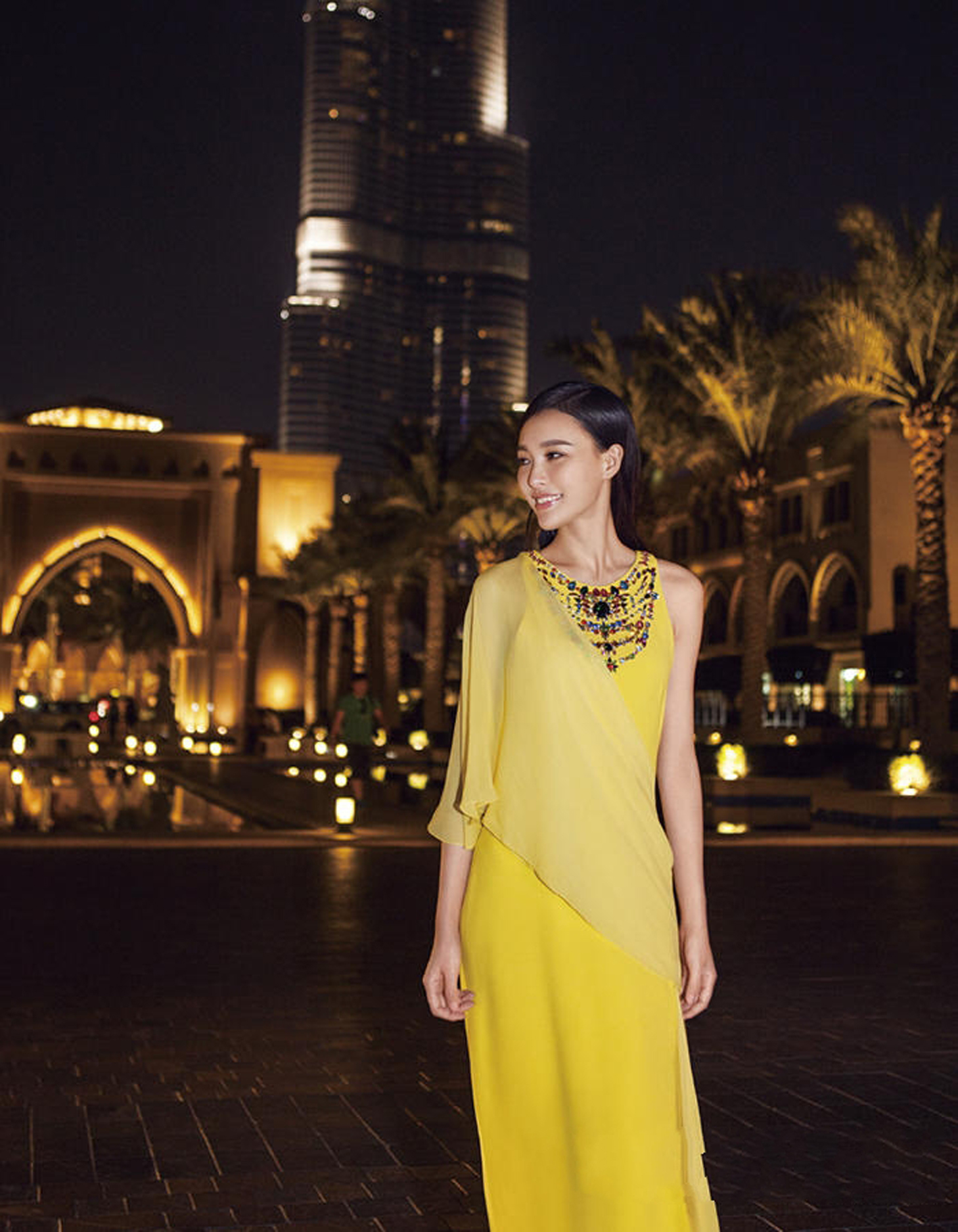 月6日出生于上海市,毕业于中央戏剧学院表演系本科班,中国影视女演员