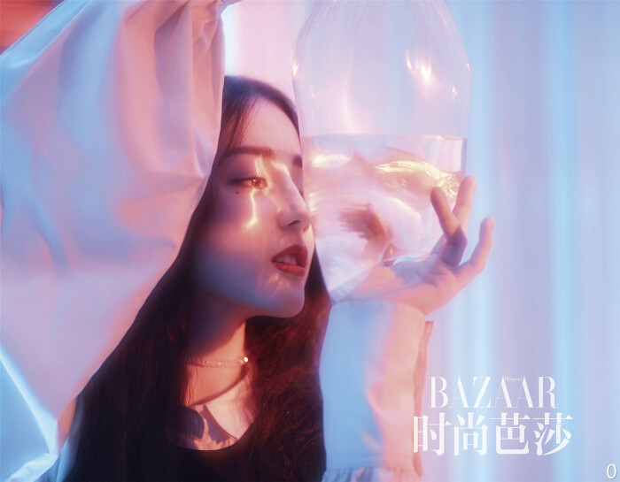 2017《harper"s bazaar时尚芭莎》一月刊内页:迪丽热巴(热巴的颜值我