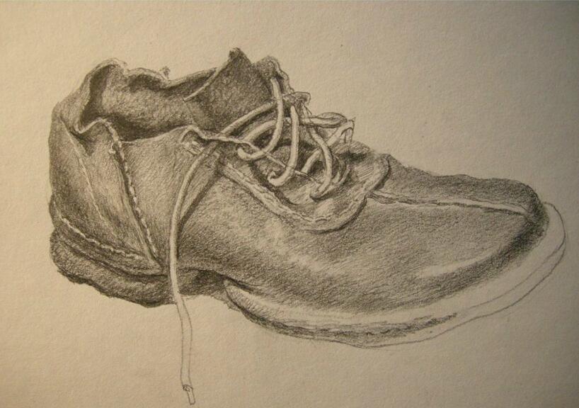 休闲皮鞋素描画步骤