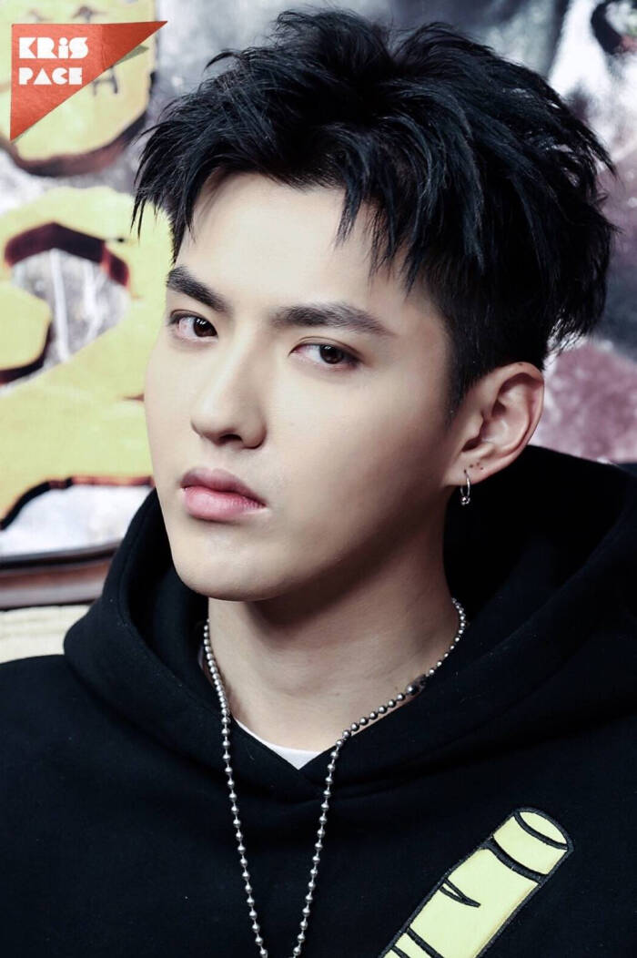 吴亦凡 美颜盛世 kris exo 男神 发型 明星写真 美男帅哥 小鲜肉小爷