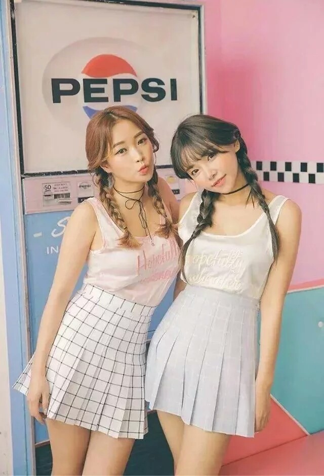 韩系女学生 壁纸