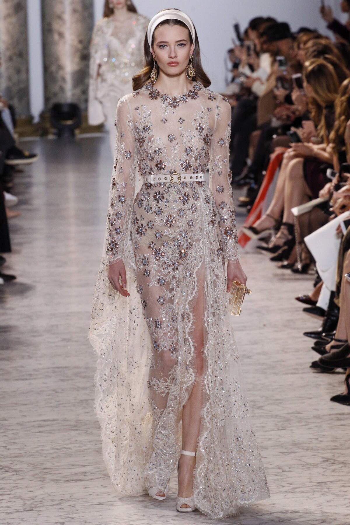 elie saab(艾莉.萨博)2017春夏高定.依旧美成仙