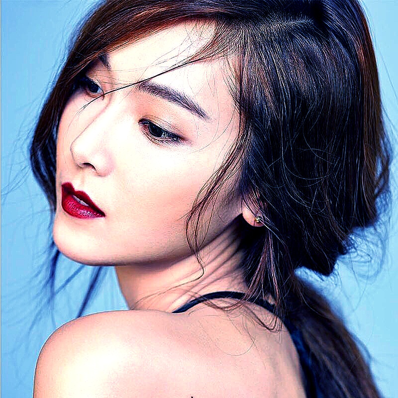 Jessica wong,amy hayes 郑秀妍jessica,少女时代前成员.凌乱碎发,精致面孔.(二次修图by埋虫)