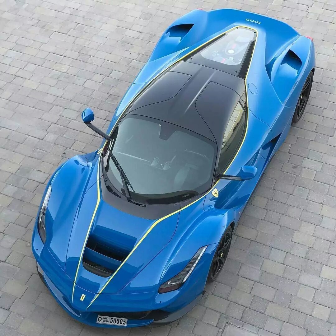 法拉利laferrari,完美的骏马!
