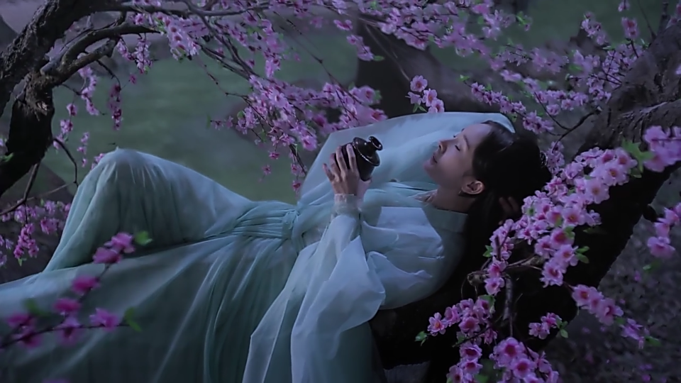 三生三世十里桃花,饮酒