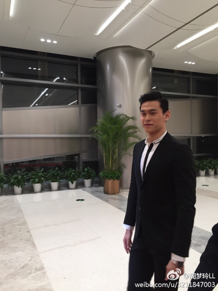 浙江体坛十佳颁奖礼 泳坛一哥孙杨20170215
