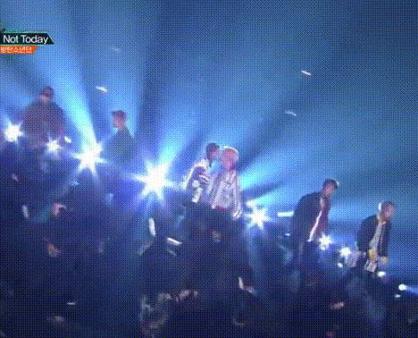 禁二防弹少年团 bts 金南俊 rap monster 金硕珍 jin 闵玧其 suga