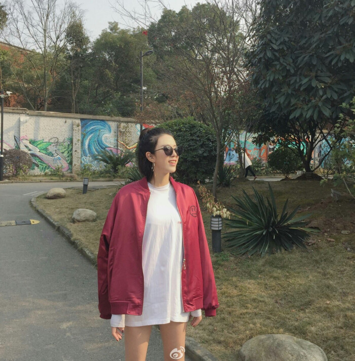 杨小洁の 女头