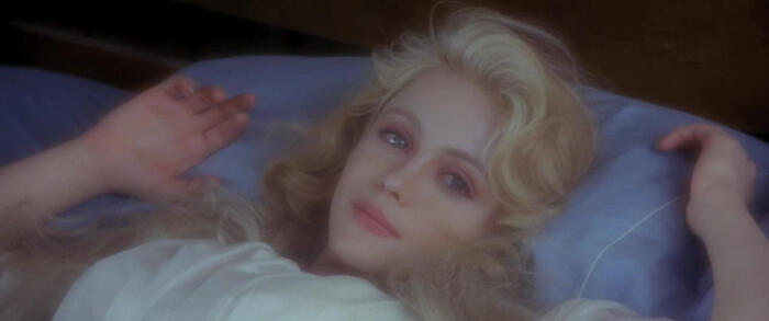 艾曼纽·贝阿 丨天使在人间